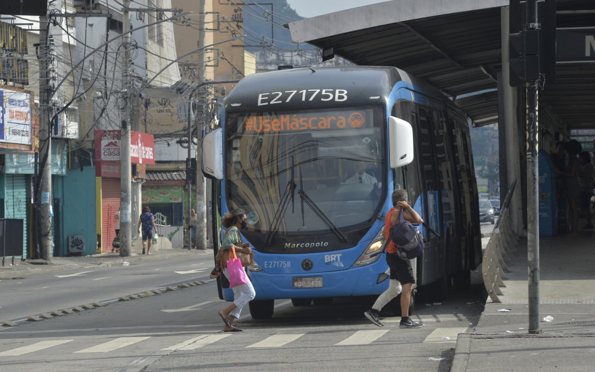Volta do BRT em Madureira - FabioCosta                          