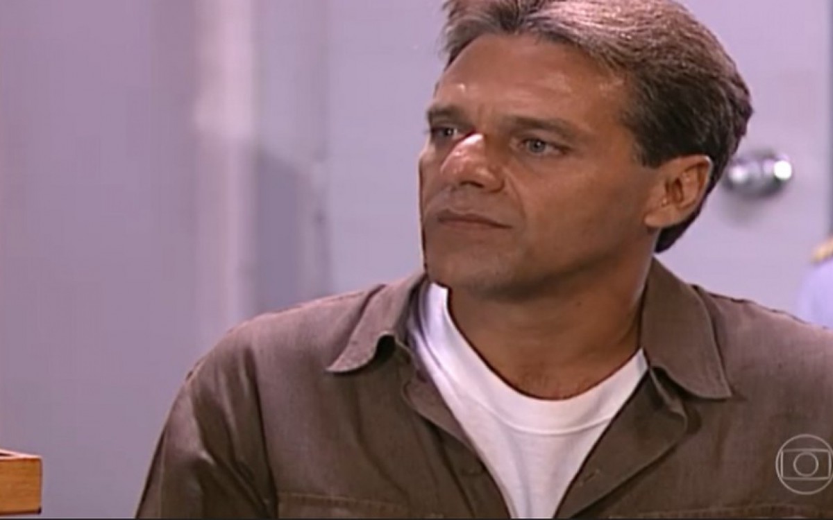 O ator José Carlos Sanches na novela 'Por Amor' - Reprodução/Globo