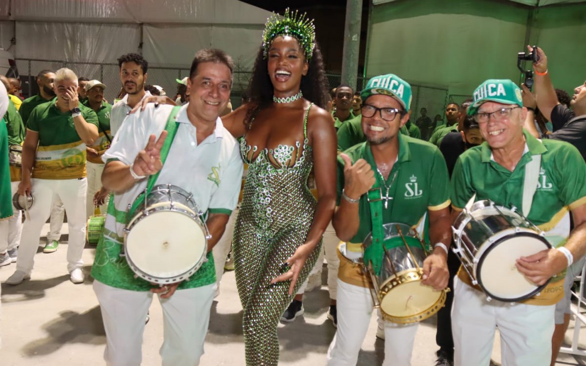 Iza na abertura do Rio Carnaval