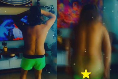 Roberta Miranda se empolga com apresentação do 'The Masked Singer Brasil' e tira a roupa