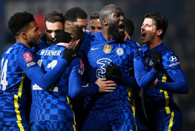 Dono de Lakers e Dodgers compra o Chelsea, afirma jornal