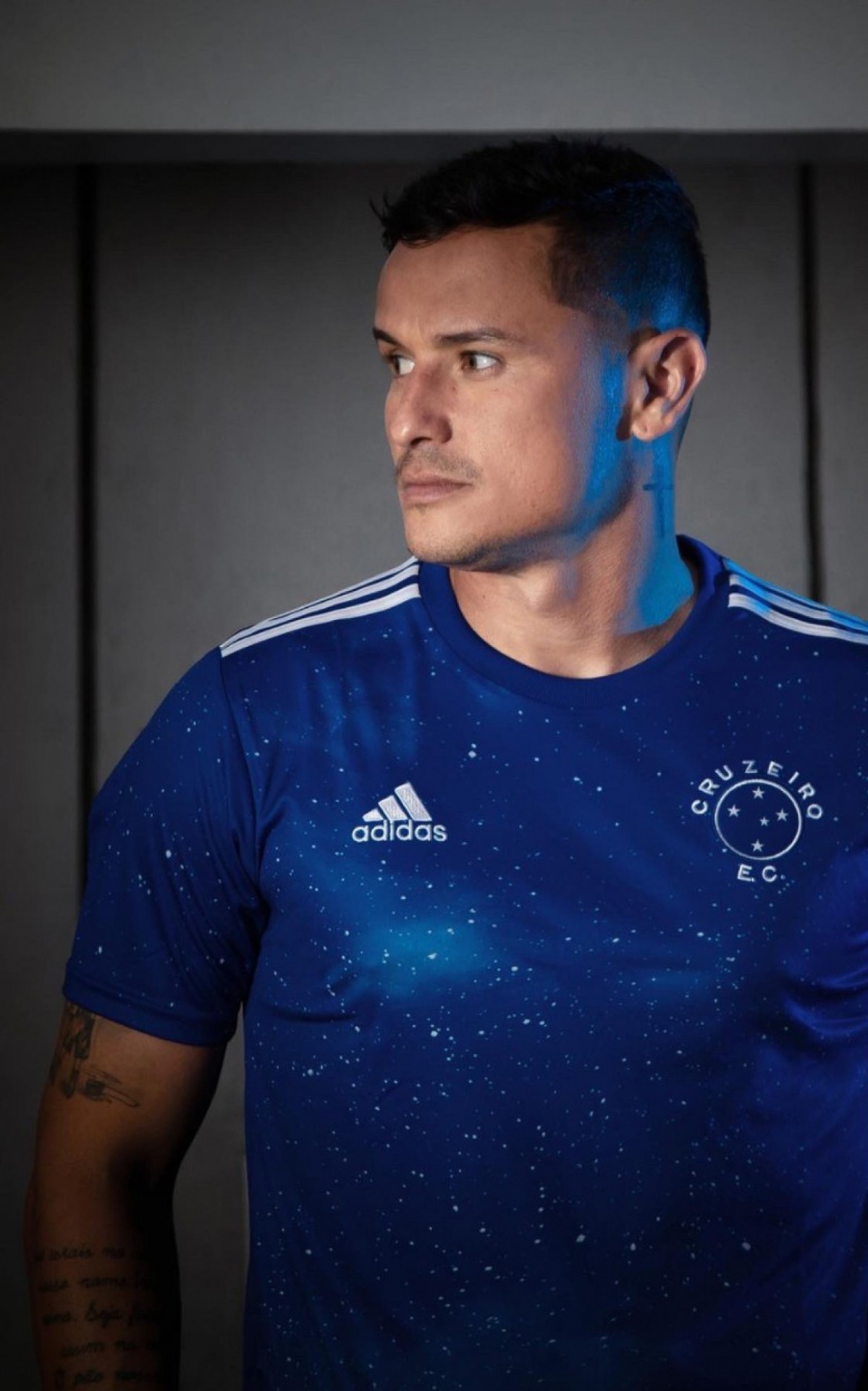 camisa de treino cruzeiro 2022