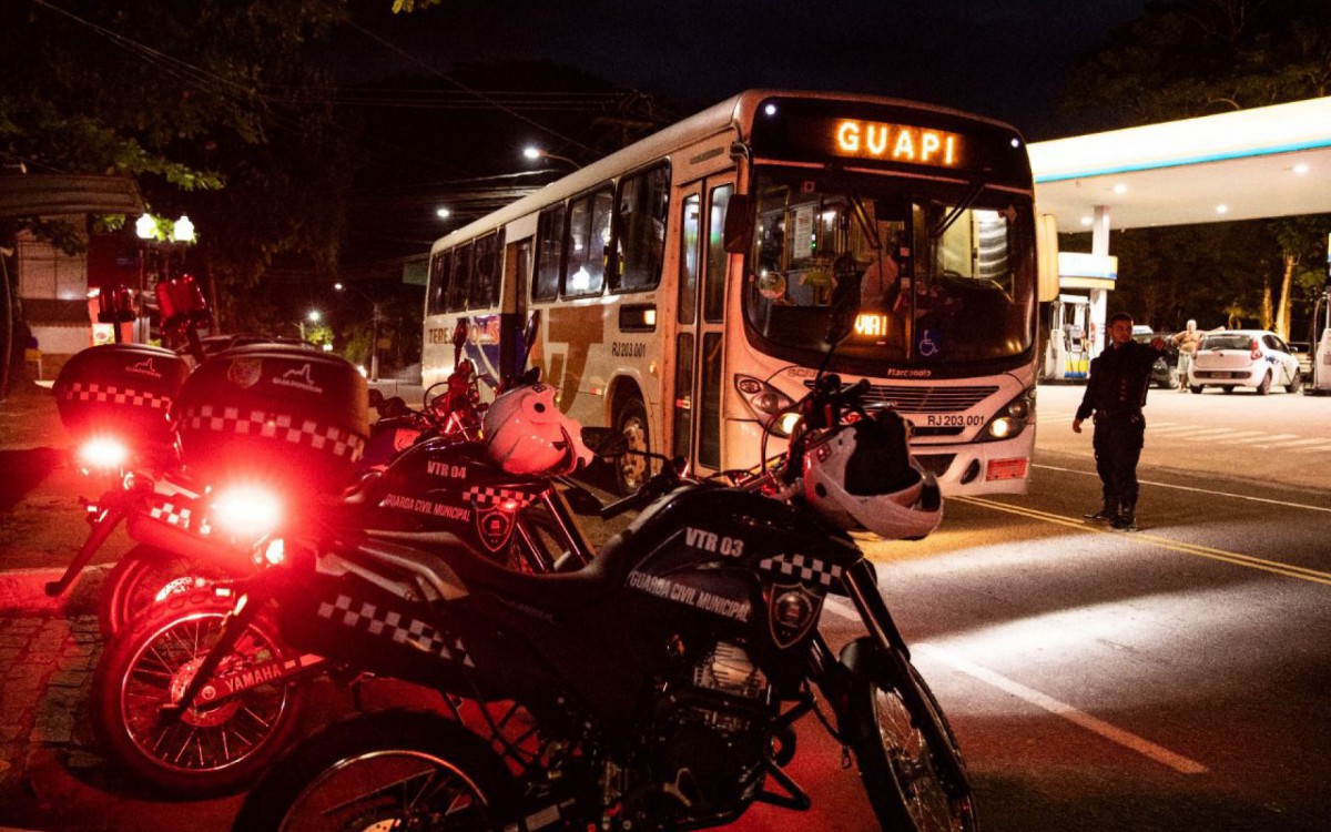 A opera&ccedil;&atilde;o foi uma parceria entre a Secretaria de Seguran&ccedil;a de Guapimirim com o 34&ordm; BPM