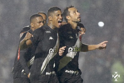 Dupla entre Raniel e Nenê é fio de esperança em início de temporada sem brilho do Vasco