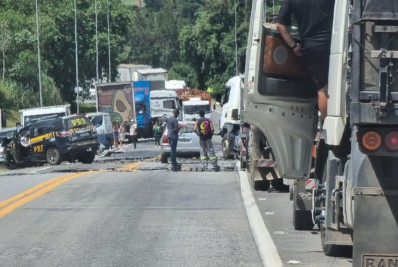 Acidente com vários veículos deixa um morto em Vassouras