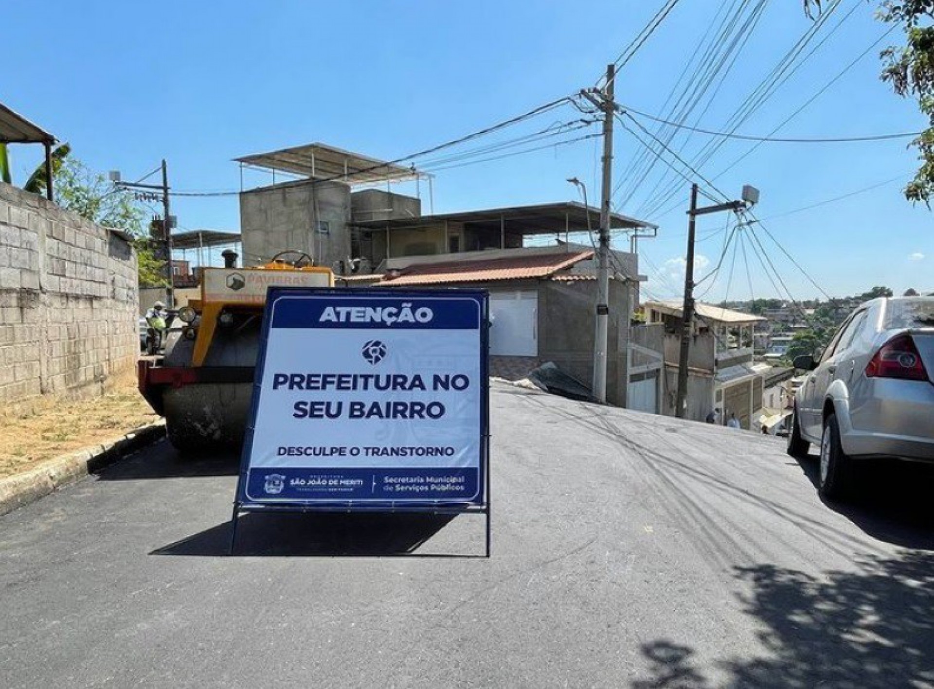 A pasta informou que a Semob realiza intervenções em diversos pontos da cidade, especialmente nas vias de maior circulação - Divulgação/ PMSJM