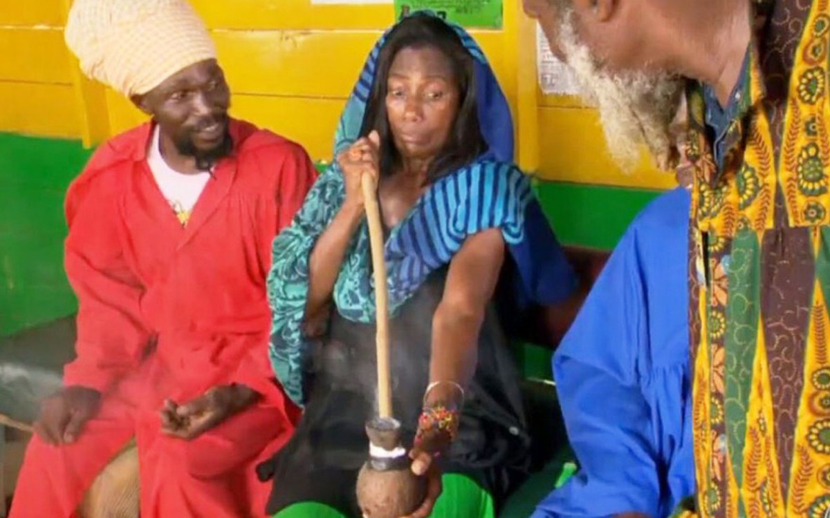 Glória Maria relembra uso de maconha em reportagem que virou meme - Globo/Reprodução