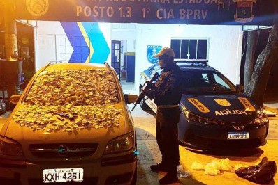 Mulher é presa com mais de 27 mil reais em drogas que seriam levadas para Araruama