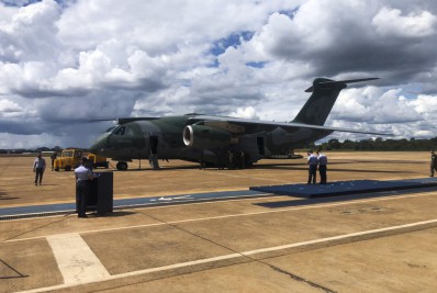 Grupo de 47 ucranianos chega ao Brasil em acolhida humanitária