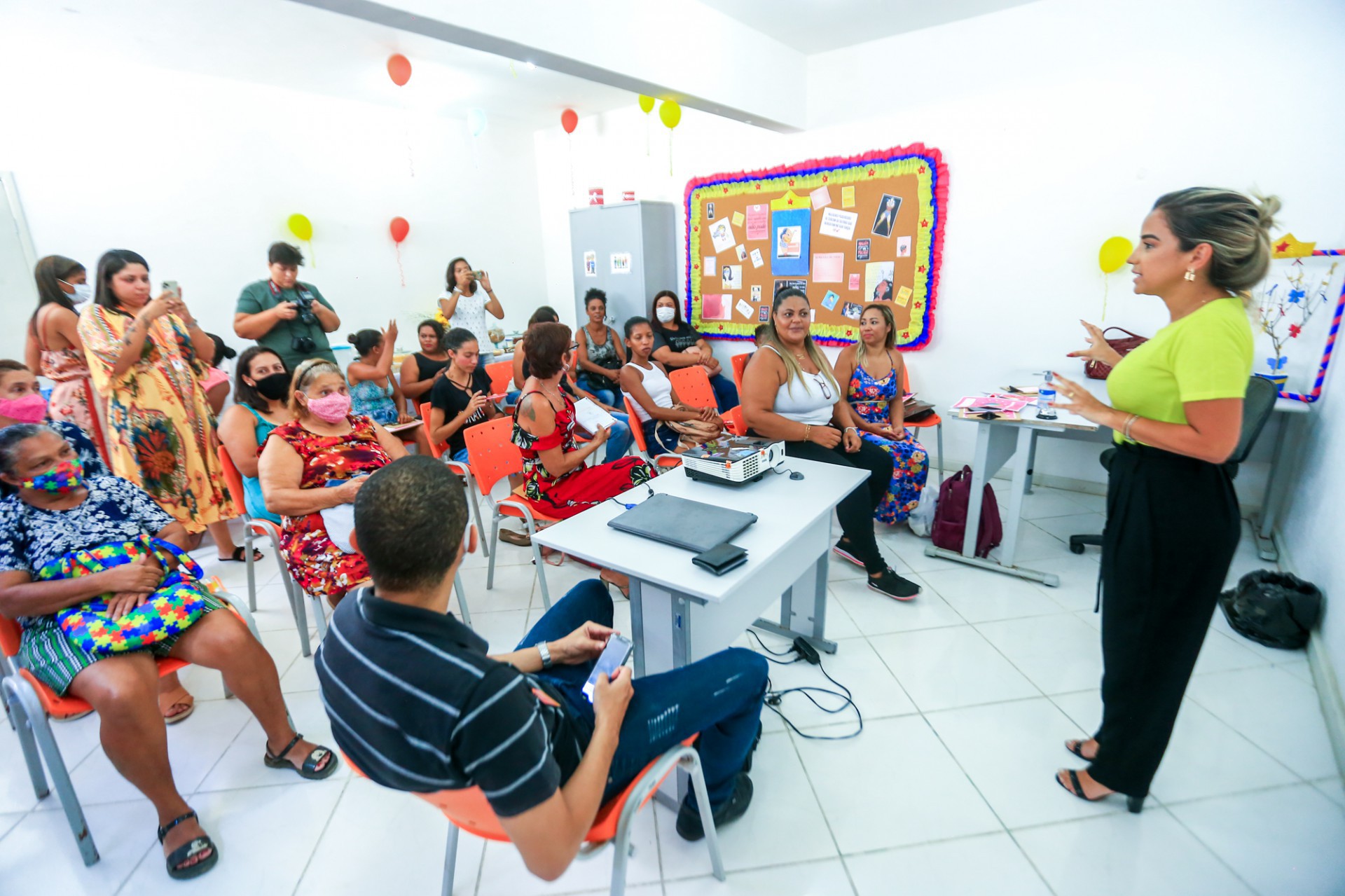 A secret&aacute;ria Brenda Carneiro destacou uma s&eacute;rie de a&ccedil;&otilde;es que ser&atilde;o realizadas - Rafael Barreto / PMBR