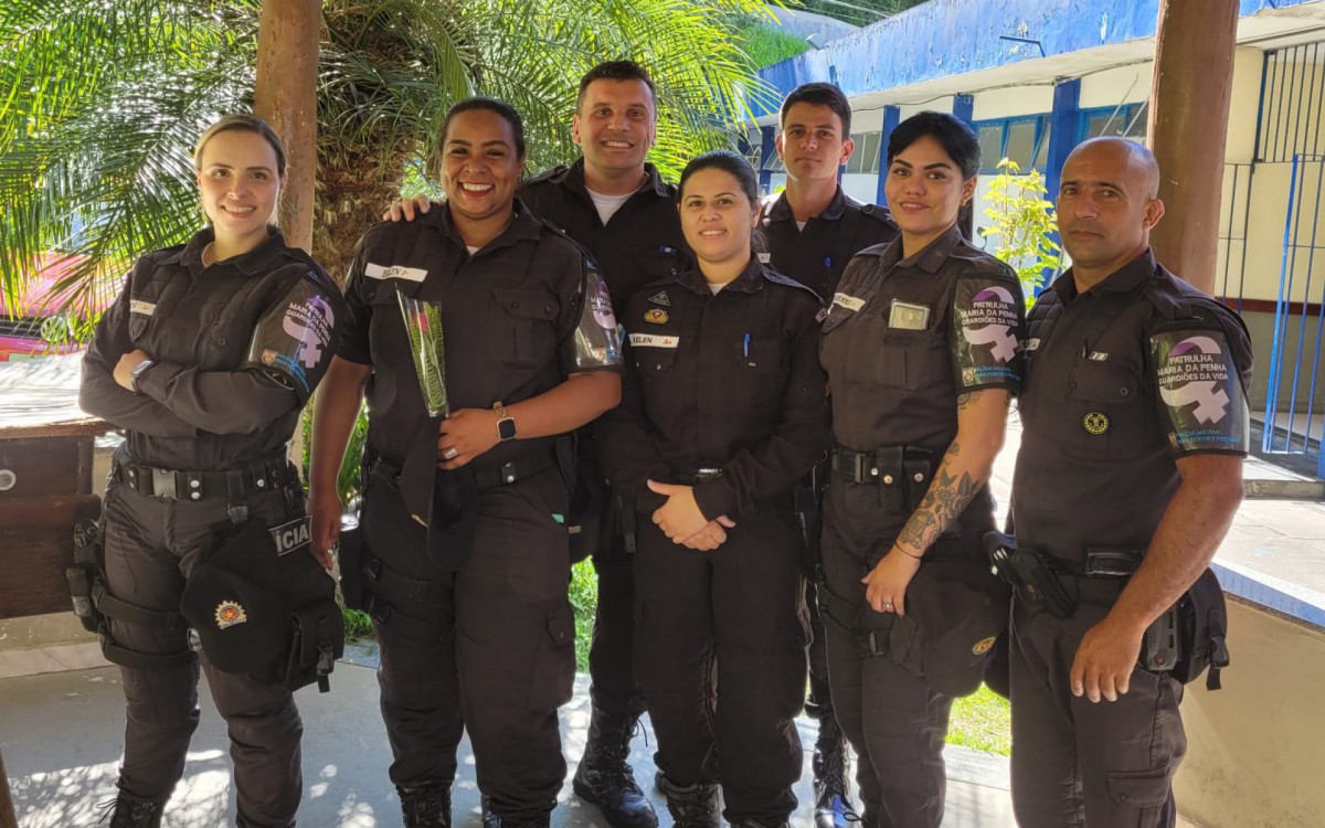 Alguns integrantes da Patrulha Maria da Penha