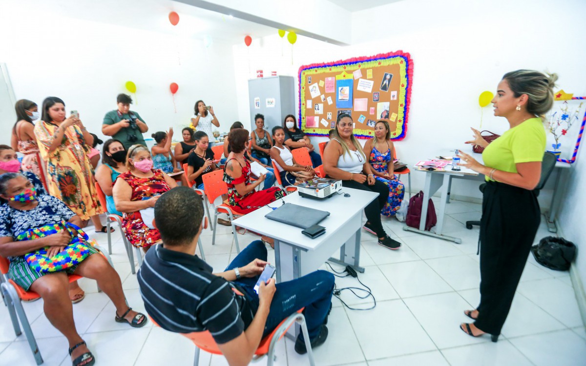 A secret&aacute;ria Brenda Carneiro destacou uma s&eacute;rie de a&ccedil;&otilde;es que ser&atilde;o realizadas