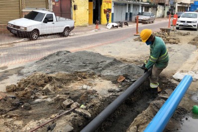Substituição de rede de água vai beneficiar 1,6 mil moradores de Caxias