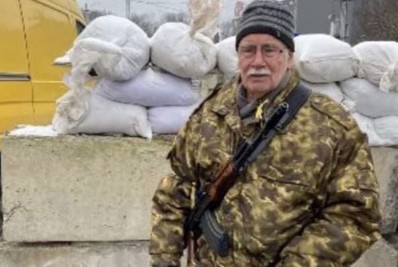 Ex-atleta ucraniano de 83 anos parte para guerra contra a Rússia