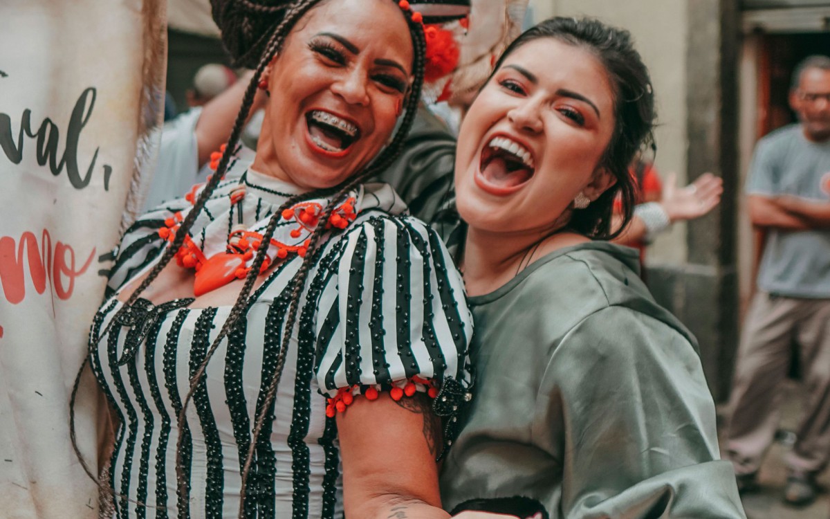 Grava&ccedil;&atilde;o do clipe da Viradouro no Arco do Teles