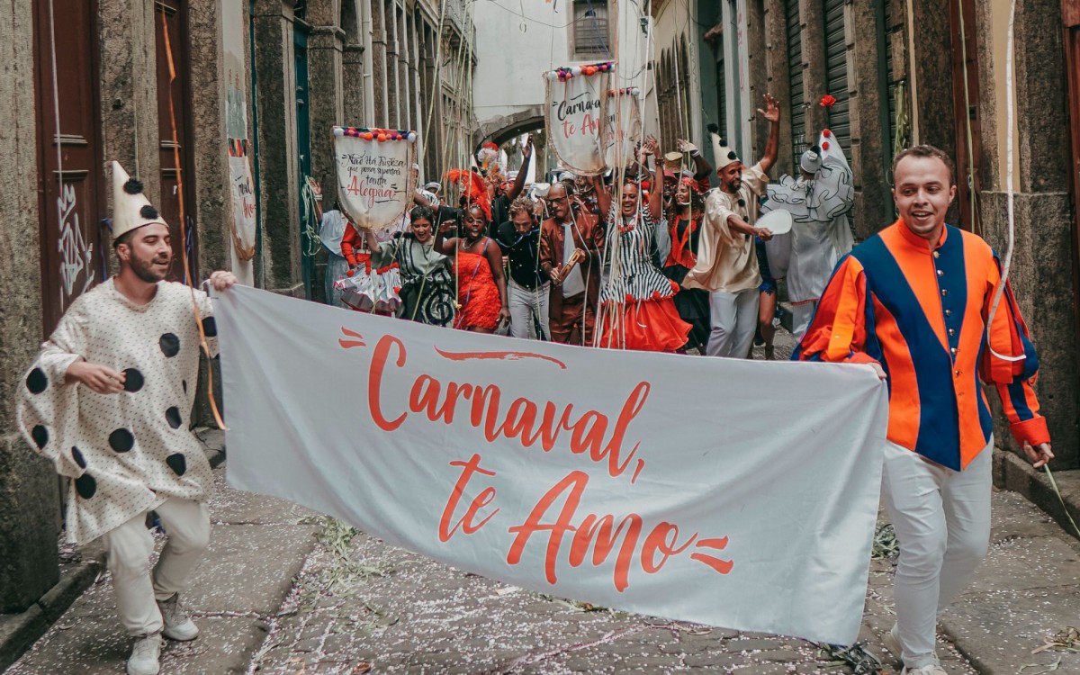 Grava&ccedil;&atilde;o do clipe da Viradouro no Arco do Teles