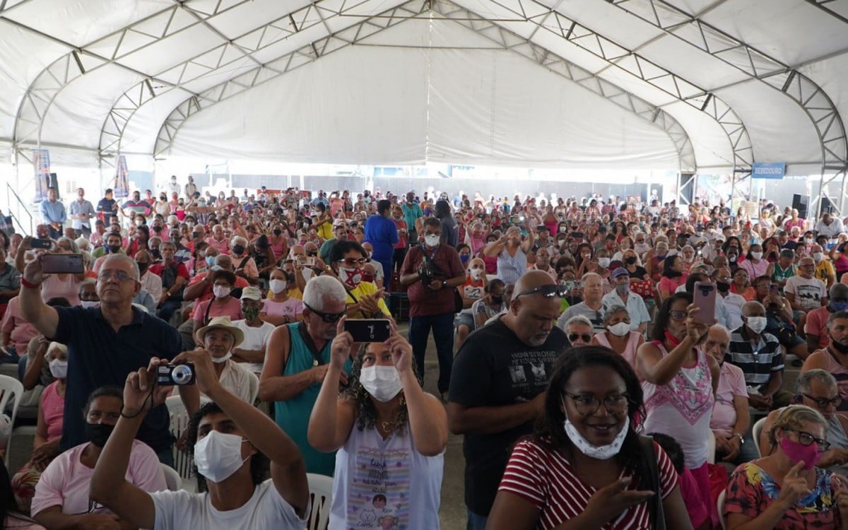 Prefeitura de Duque de Caxias entrega mais de dois mil aparelhos auditivos gratuitamente - Divulgação