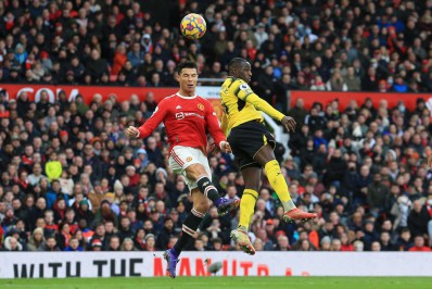 Em crise no United, Cristiano Ronaldo teria interesse ir para o PSG jogar com Messi e Neymar, afirma jornal