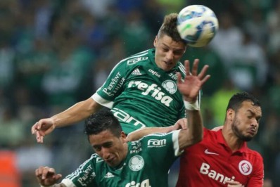 Ex-meia do Palmeiras revela interesse recente do Flamengo e afirma: 'Veio numa hora difícil'