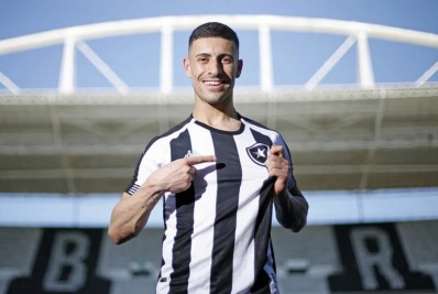Novo zagueiro do Botafogo, Philipe Sampaio define chegada como sonho: 'Uma honra vestir essa camisa'
