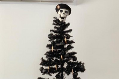 Árvore de Natal macabra, ameaças e mensagens a colegas: major que matou o marido alega rotina de violência