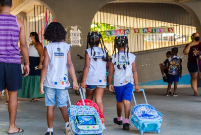 Com avanço da vacinação infantil, rede pública municipal de Mesquita começa o ano letivo 2022