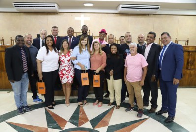 Vereadores de Duque de Caxias prestam homenagens às mulheres