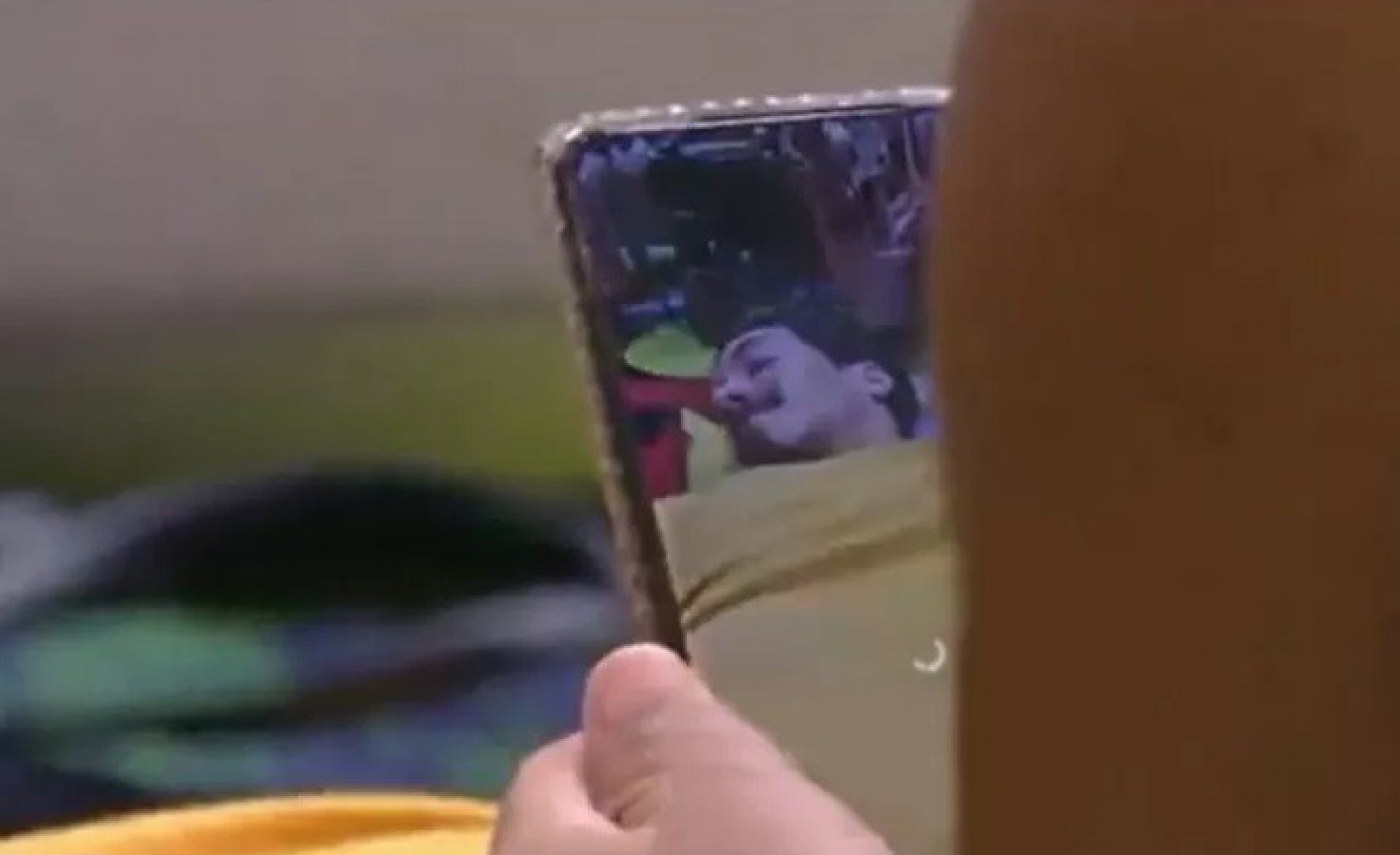 Vyni leva advertência após tentar filmar pênis de Eliezer - Reprodução