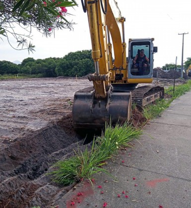 As obras da Avenida Litor&acirc;nea fazem parte do projeto Saquarema N&atilde;o Para - Divulga&ccedil;&atilde;o