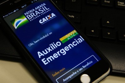 Governo define regulamento para devolução de valores do auxílio emergencial pagos de forma irregular 