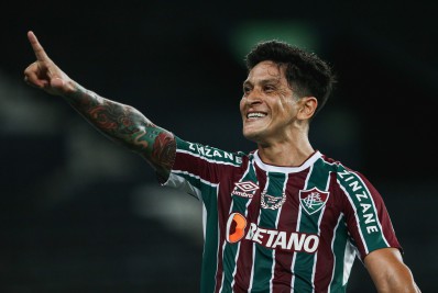 Em apenas três jogos pelo Fluminense, Cano iguala número de gols na Libertadores por outros clubes