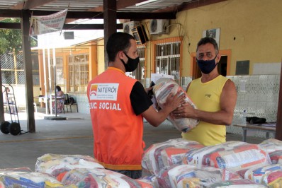Niterói terá nova entrega de cestas básicas a partir de segunda (14)