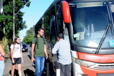 Transporte Universitário abre chance para novos estudantes do município que estudem em Campos e Macaé