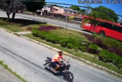 Bandidos roubam motocicleta no Retiro na maior cara de pau