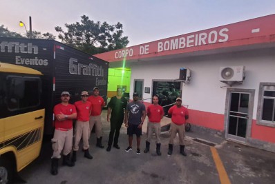 Bombeiros de Volta Redonda enviam doações aos moradores de Petrópolis
