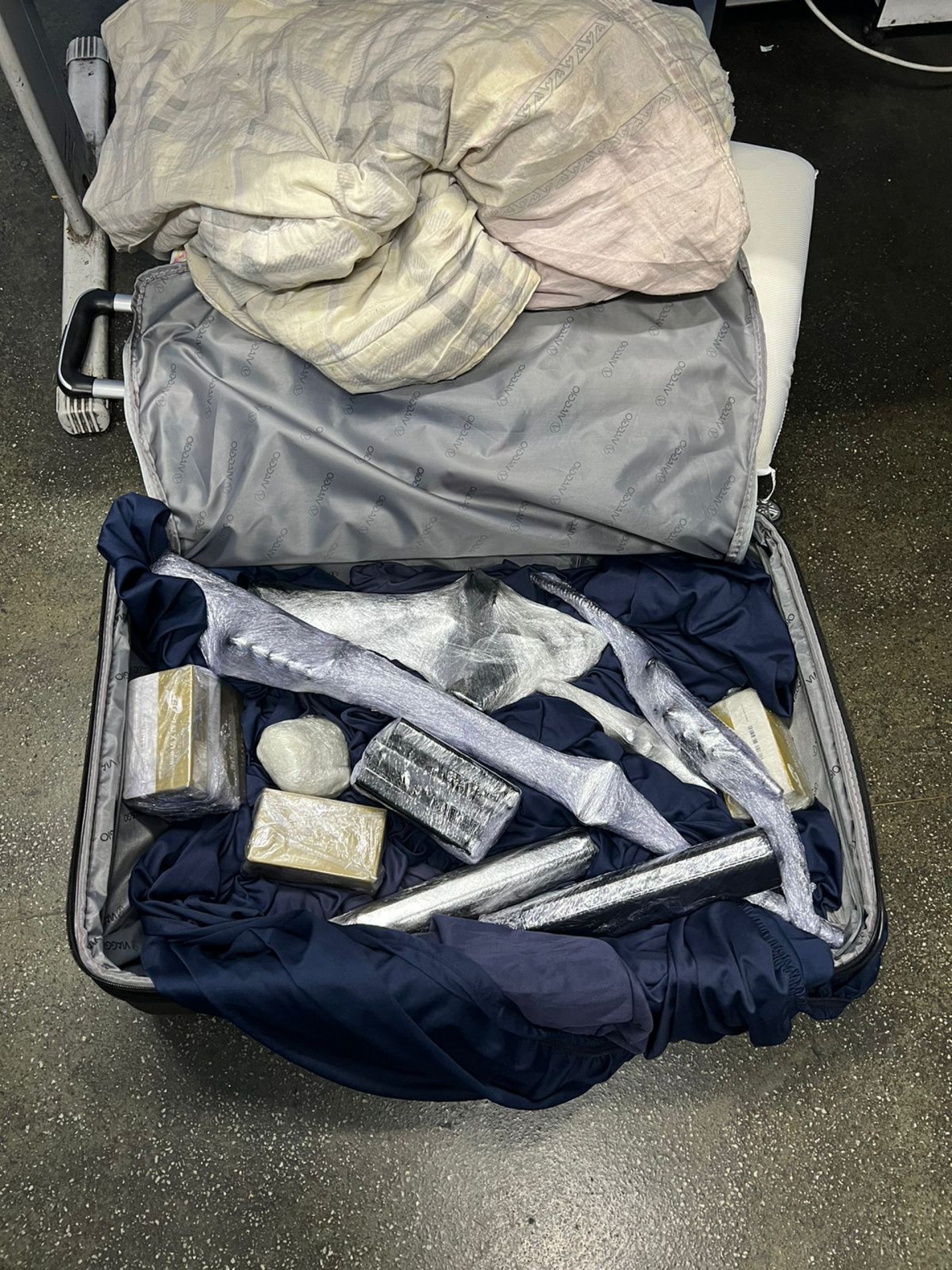 PM prende criminoso transportando fuzil e munições na Rodoviária do Rio - Reprodução Twitter