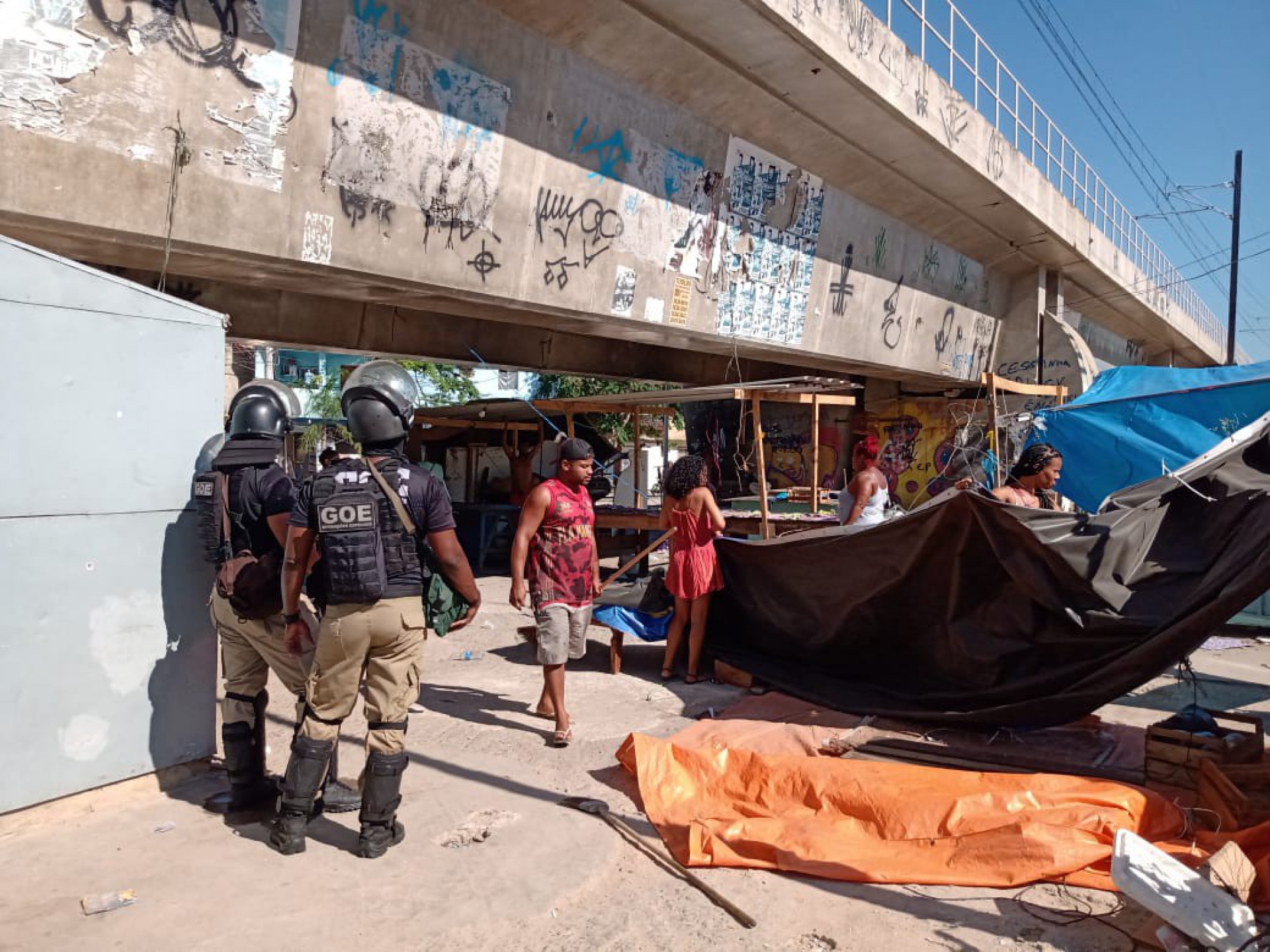 Operação desarticula lava-jatos na Rua Leopoldo Bulhões entre Benfica e Bonsucesso, na Zona Norte do Rio - Reginaldo Pimenta/ Agência O DIA