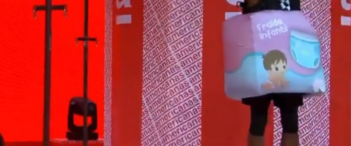 Paulo André faz a comemoração de Gabigol na prova do líder do BBB - Reprodução/BBB