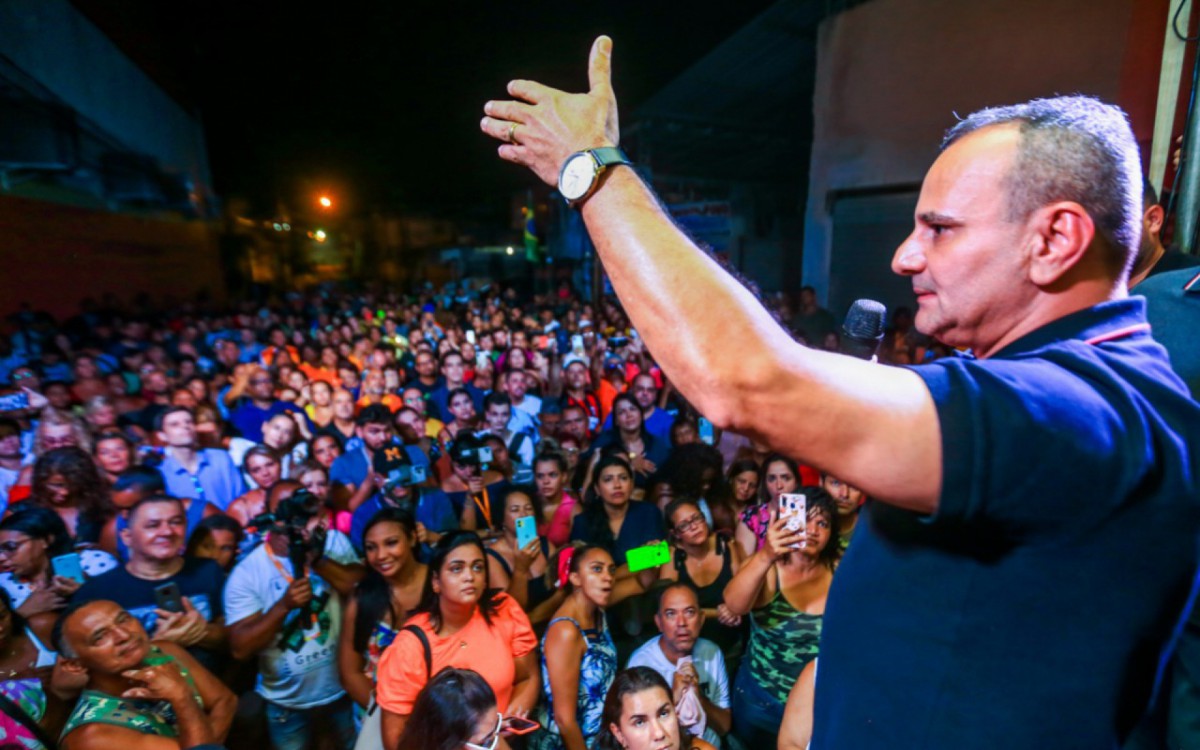 O prefeito Waguinho anunciou que ir&aacute; construir um hospital oncol&oacute;gico no munic&iacute;pio