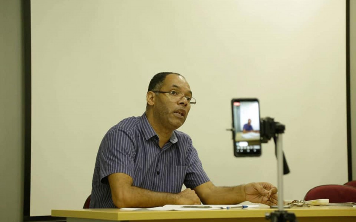 Professor explica que