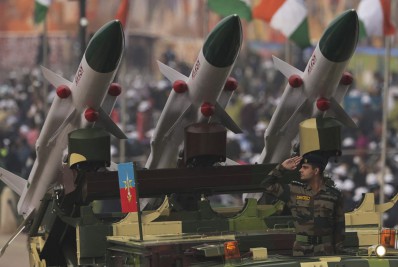 Índia disparou acidentalmente míssil contra o Paquistão, diz Ministério da Defesa