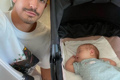 Enzo Celulari posta cliques fofos do encontro com a filha de Edson Celulari