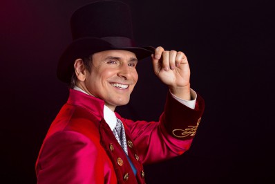 'Barnum - O Rei do Show' leva o clima circense para o teatro