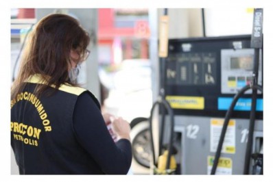 Procon multará postos de combustíveis vendendo gasolina de estoque antigo com preço reajustado