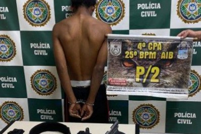 Homem é preso com arma de fogo com numeração raspada em Araruama