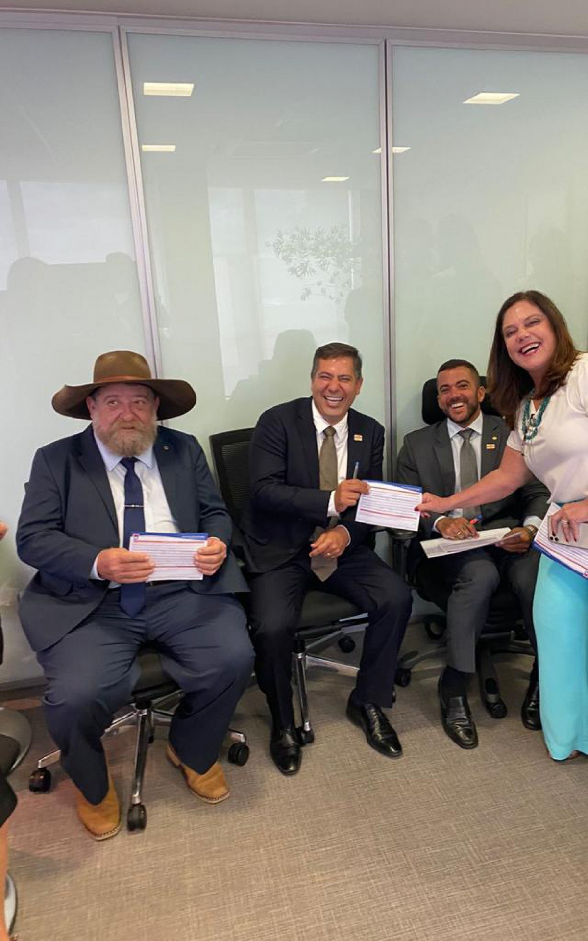 Soraya fez o papel de madrinha da filia&ccedil;&atilde;o dos deputados do Rio de Janeiro