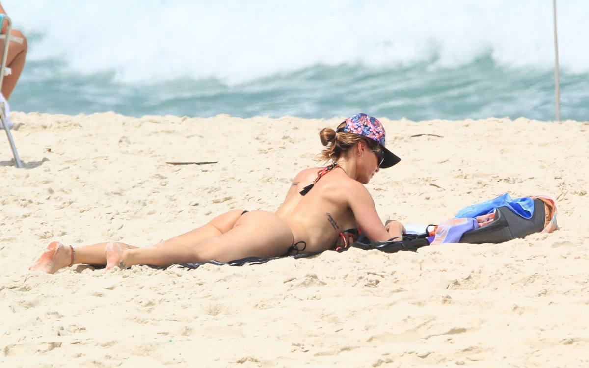 Rita Guedes na praia da Barra da Tijuca, na Zona Oeste do Rio