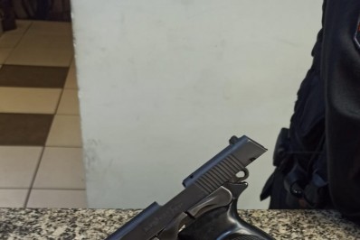 Criminoso fica ferido após troca de tiros com a polícia na Tijuca