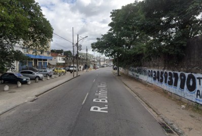 Homem é assassinado a tiros próximo a uma agência bancária em Parada de Lucas