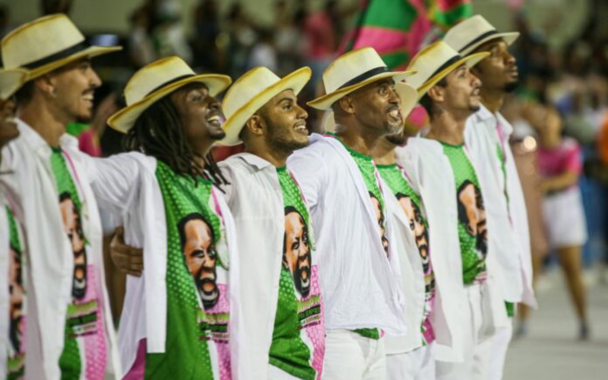 Escola evoluiu bem pela Sapuca&iacute;, n&atilde;o abriu buracos, correu ou desacelerou o passo